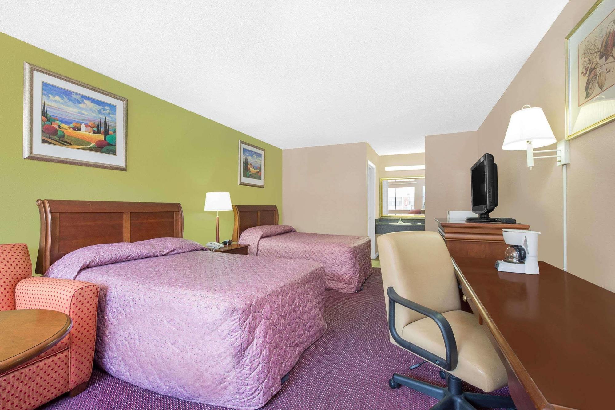 Hotel Express Anniston/Oxford Extérieur photo